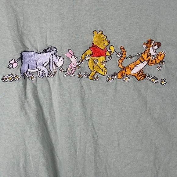 Disney Womens Green Pooh Piglet Tiger Embroidered Short Sleeve Nostalgia Top M - Picture 2 of 7